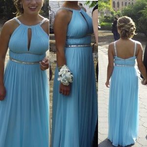 Elegant long dress for prom/special occasion